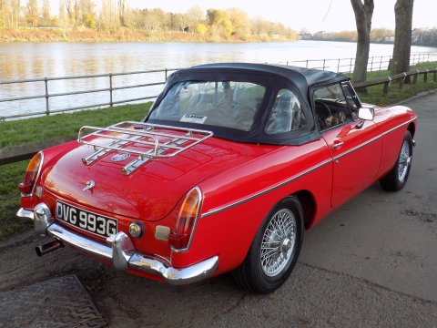 MG MGB MKII ROADSTER 73
