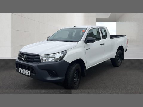 Toyota Hilux Active | 2.4 LT | Extended Cab | Tow Bar | Air Con | EURO 6 1