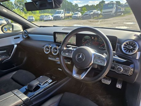 Mercedes-Benz A Class 1.3 A200 AMG Line (Premium) Hatchback 5dr Petrol 7G-DCT Euro 6 (s/s) (163 p 44