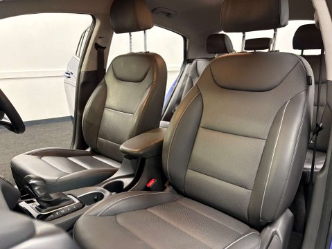 Hyundai IONIQ 1.6 IONIQ Premium SE FHEV Semi-Auto 5dr 42