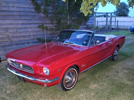 Ford Mustang Convertible