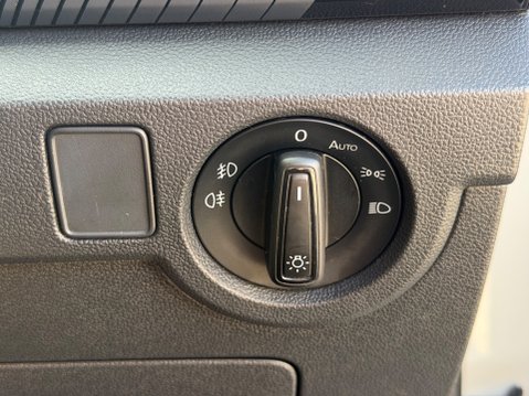 Volkswagen T-Cross BLACK EDITION TSI 16