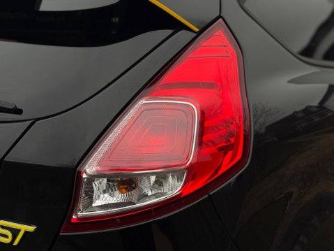 Ford Fiesta 1.6T EcoBoost ST-2 Euro 5 3dr 31