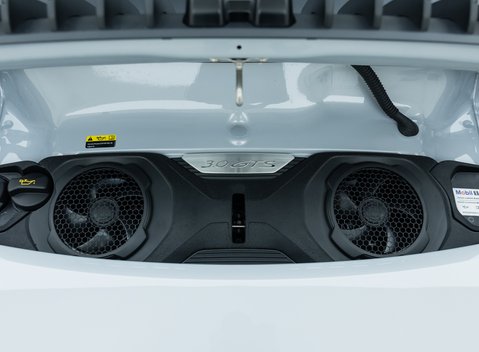 Porsche 911 Carrera GTS (992) 37