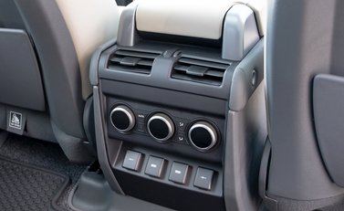 Land Rover Defender 110 HSE D240 16