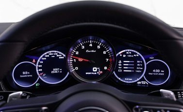 Porsche Panamera TURBO PDK 13