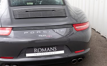 Porsche 911 (991) 50th Anniversary Edition 24