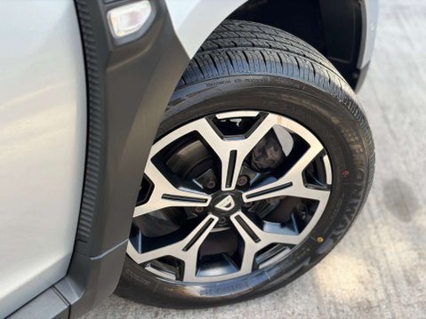 Dacia Duster 1.0 Duster Prestige LPG TCe 4x2 5dr 27