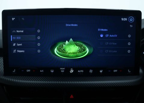 Ford Kuga 2.5 Duratec 14.4kWh ST-Line X SUV 5dr Petrol Plug-in Hybrid CVT Euro 6 (s/s 27