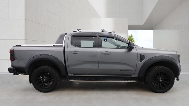 Ford Ranger Wildtrak | Auto | 2 LT | Double Cab | Sensors | Alloys | Tow Bar | EURO 6 3