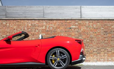 Ferrari Portofino 31