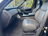Land Rover Range Rover 3.0 Range Rover SE D MHEV Auto 4WD 5dr 28