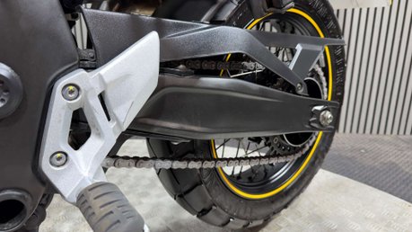 Voge DS 2025 ONLY 3K PANNIERS SCREEN ADVENTURE BIKE A2 READY 27