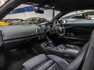 Audi R8 5.2 FSI V10 Coupe 2dr Petrol S Tronic Euro 6 (s/s) (540 ps) 6