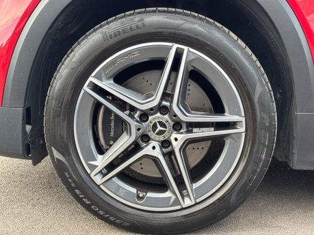 Mercedes-Benz GLB GLB 220 D 4MATIC AMG LINE PREMIUM PLUS 7