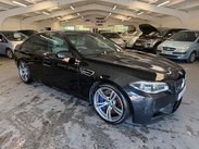 BMW M5 4.4 V8 DCT Euro 6 (s/s) 4dr 1