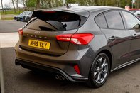 Ford Focus ST-LINE 8