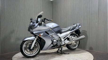 Yamaha FJR1300 2004 ONLY 36K SPARES OR REPAIR SPORTS TOURER PROJECT BIKE 6