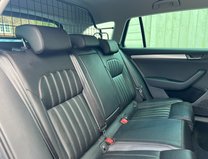Skoda Superb 2.0 TDI SE L Executive Estate 5dr Diesel Auto Euro 6 (150 ps) 15