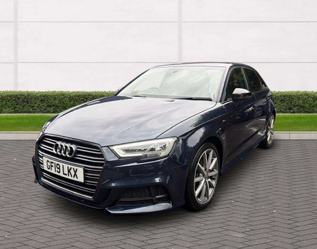 Audi A3 1.5 A3 Sportback 35 TFSI Black Edition Semi-Auto 5dr 7