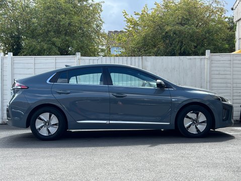 Hyundai IONIQ 1.6 h-GDi Premium Hatchback 5dr Petrol Hybrid DCT Euro 6 (s/s) (141 ps) 6