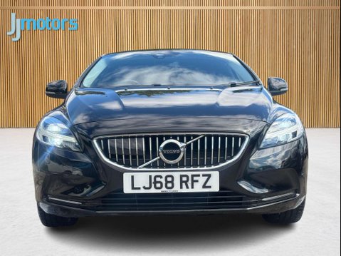 Volvo V40 2.0 D3 Inscription Hatchback 5dr Diesel Auto Euro 6 (s/s) (150 ps) 7
