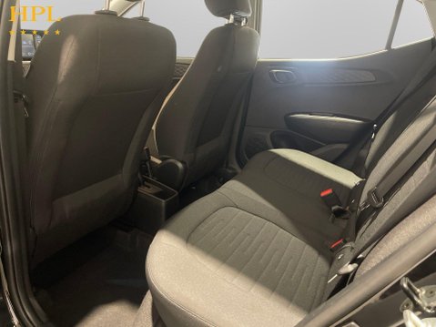 Hyundai i10 1.0 SE Connect Hatchback 5dr Petrol Auto Euro 6 (s/s) (67 ps) 19