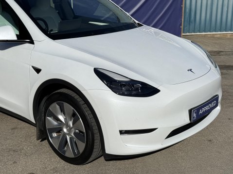 Tesla Model Y (Dual Motor) Long Range SUV 5dr Electric Auto 4WDE (384 bhp) 12