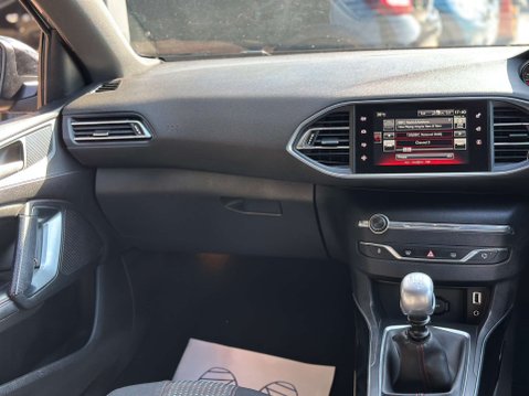 Peugeot 308 1.6 308 GT Line SW HDi Blue S/S 5dr 17