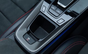 Porsche 911 Targa 4 GTS (992) 32