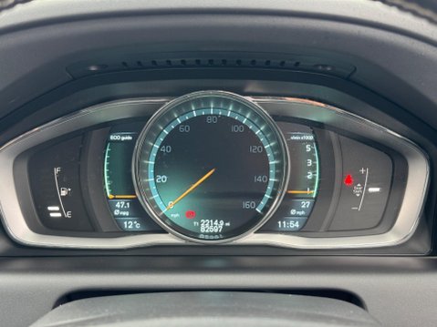 Volvo XC60 2.0 D4 R-Design Euro 6 (s/s) 5dr 63