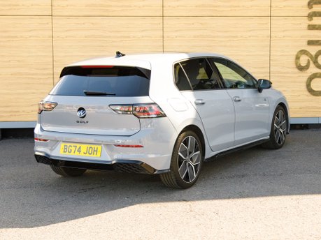 Volkswagen Golf BLACK EDITION TSI