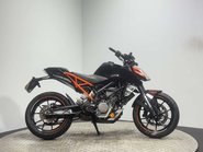 KTM Duke 2017 19K SPARES OR REPAIR PROJECT NAKED SUPERMOTO BIKE 125CC 1