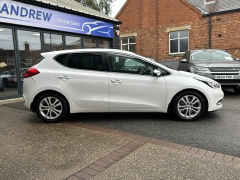 Kia Ceed CRDI 3 ECODYNAMICS 2