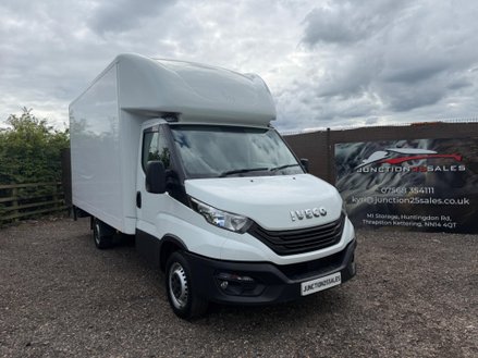 Iveco Daily 2.3D HPI 14V 35S 3750 Chassis Cab 2dr Diesel Manual LWB Euro 6 (s/s) (136 p