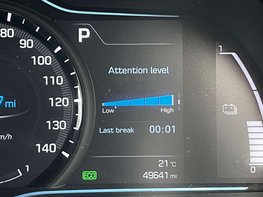 Hyundai IONIQ 1.6 IONIQ Premium SE FHEV Semi-Auto 5dr 30