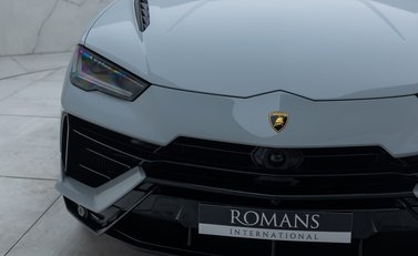 Lamborghini Urus S 32