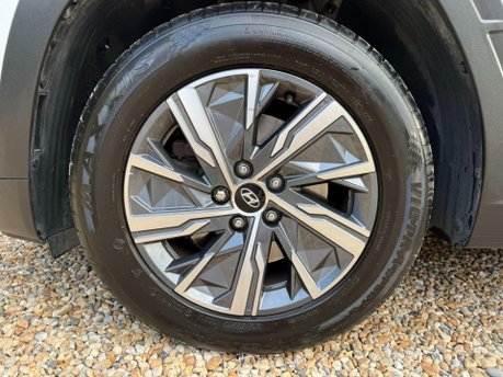 Hyundai TUCSON 1.6 T-GDi MHEV SE Connect DCT Euro 6 (s/s) 5dr 11