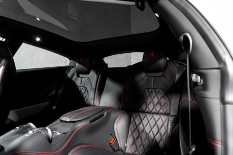 Ferrari GTC4 Lusso V12. WARRANTY. CARBON FIBRE INTERIOR. PANORAMIC ROOF. PASSENGER DISPLAY. 24