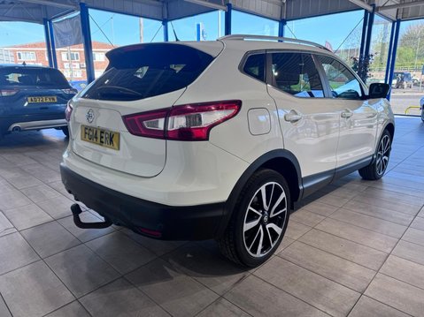 Nissan Qashqai 1.2 DIG-T Tekna 2WD Euro 5 (s/s) 5dr 3