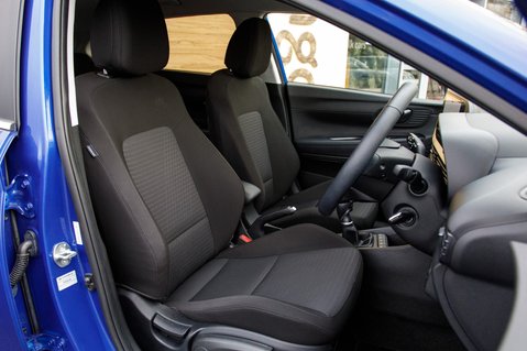 Hyundai i20 T-GDI PREMIUM MHEV 30