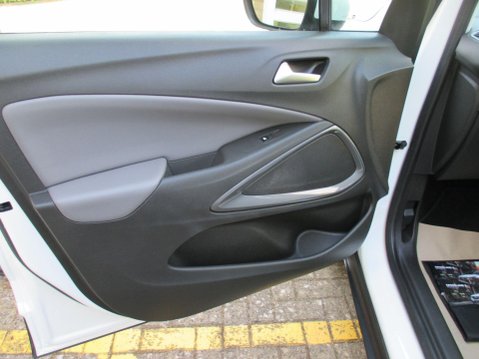 Vauxhall Crossland X 1.2 Turbo Elite Nav Euro 6 (s/s) 5dr 49