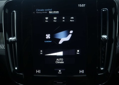 Volvo XC40 1.5 XC40 R-Design T5 Recharge Auto 5dr 29