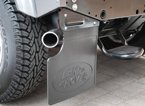 Land Rover Defender 90 TD XS Station Wagon 27