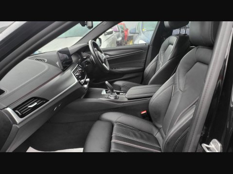 BMW 5 Series 520D M SPORT MHEV 33