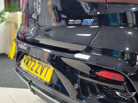 MG ZS 51.1kWh Trophy Auto 5dr 18
