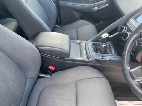 Jaguar E-Pace 2.0 D150 Euro 6 (s/s) 5dr 16