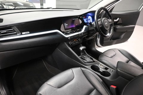 Kia Niro 1.6 Niro 3 HEV Semi-Auto 5dr 12