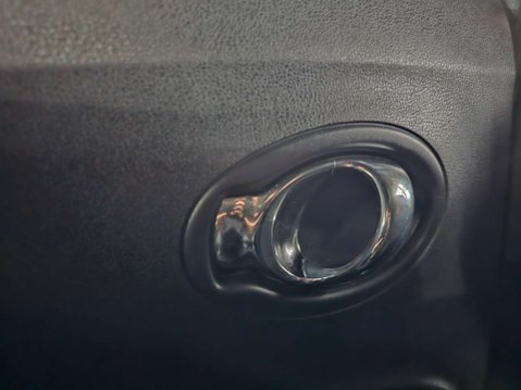 Nissan Juke 1.2 Juke N-Connecta DiG-T 5dr 36