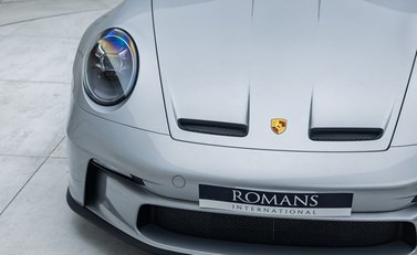 Porsche 911 GT3 Touring (992) 23
